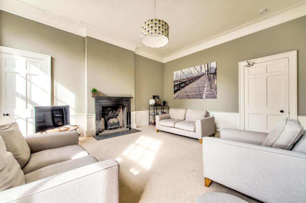 Joivy Bright & Spacious Apt In Stockbridge Edimburgo Exterior foto